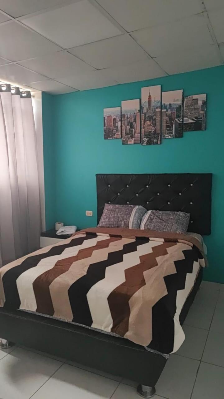 Hospedaje Bless Trujillo Zewnętrze zdjęcie